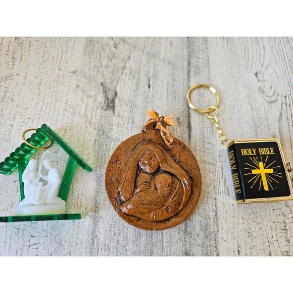 Bible Nativity Mary Joseph Jesus ornament set Xmas tree Bible - Picture 1 of 10
